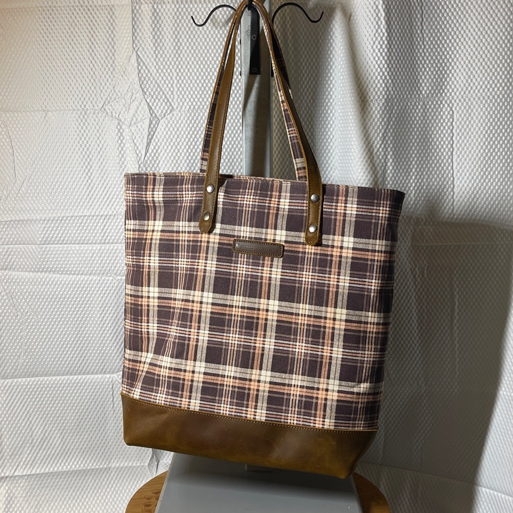Farmhouse Is My Style Plaid & leather Tote